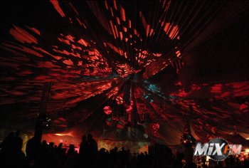 O.Z.O.R.A. Festival - продержаться на танцполе!