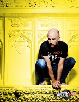 Moby - Канули в лета милые дамы с Last Night, на смену которым пришел одинокий маленький идиот