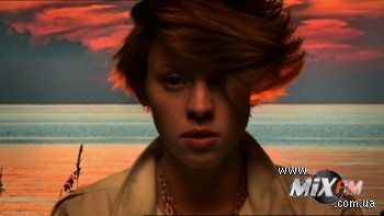 La Roux смиксуют для Renaissance