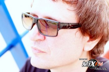 Slava Flash: “House music - своеобразный rock’n’roll сегодня...» Slava Flash: “House music - своеобразный rock’n’roll сегодня...»