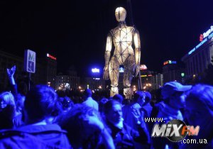 ГогольFest открылся масштабным шоу на Майдане Незалежности