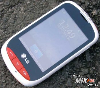 LG T310: "молодежный тачскрин с Wi-Fi за 150$"