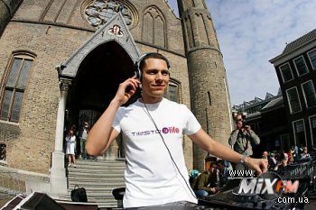 Tiesto в восторге от DJ Hero и своего нового лейбла