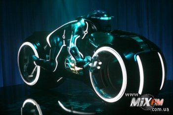 Daft Punk выпустят ремиксы на саундтрек Tron Legacy